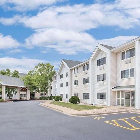 Cobblestone Suites - Oshkosh Exteriör bild