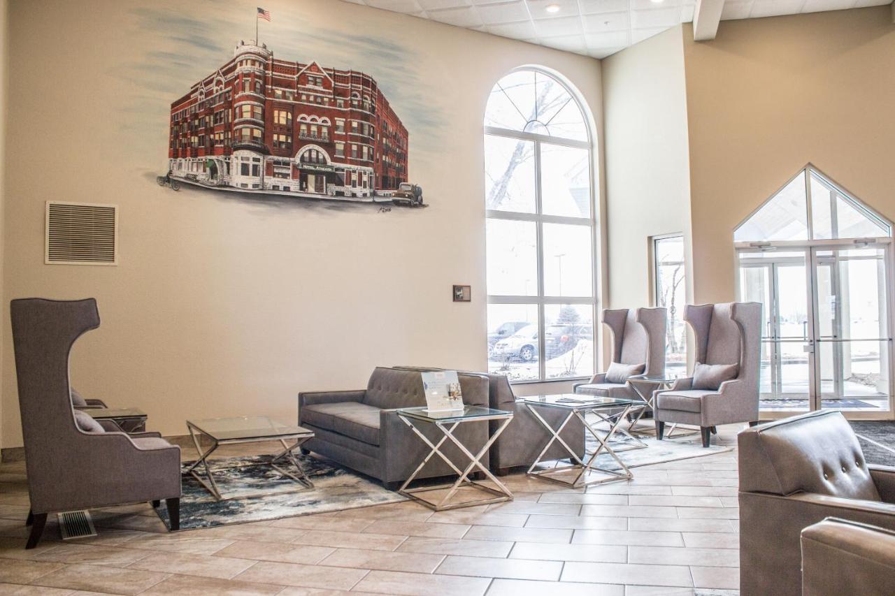 Cobblestone Suites - Oshkosh Exteriör bild
