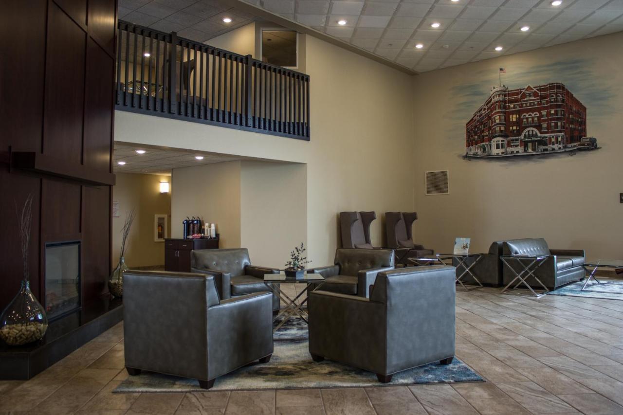 Cobblestone Suites - Oshkosh Exteriör bild