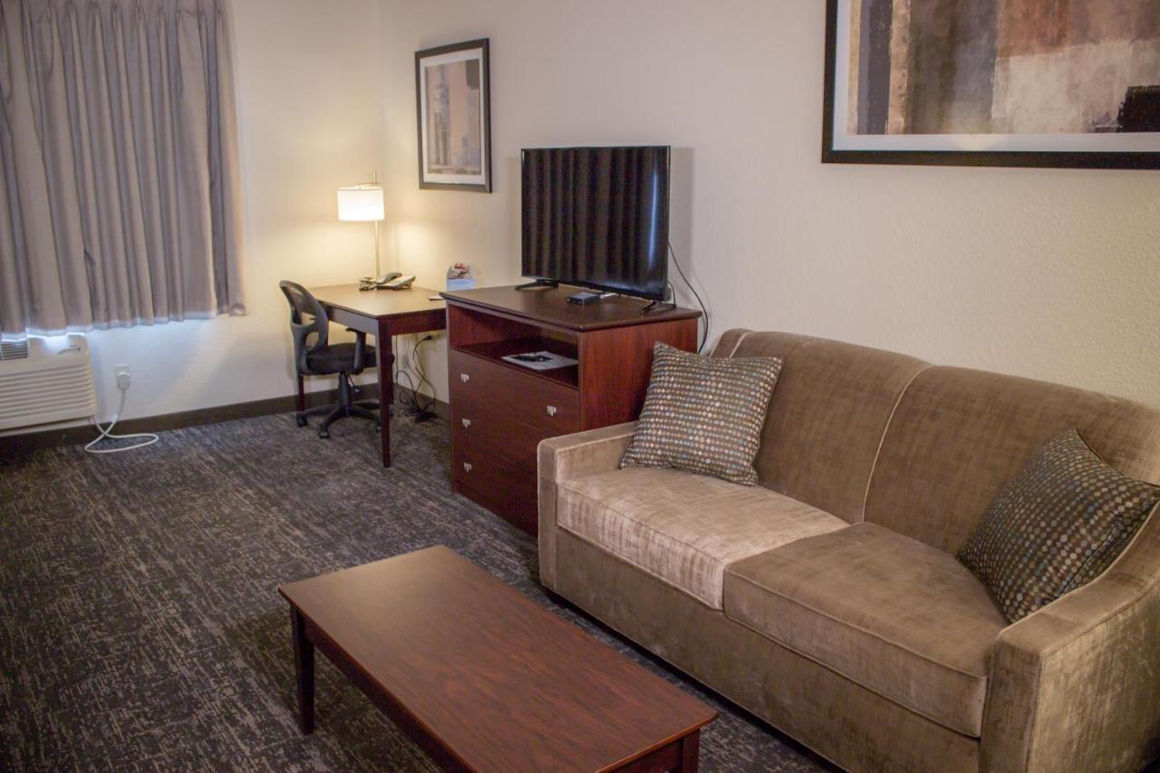 Cobblestone Suites - Oshkosh Exteriör bild
