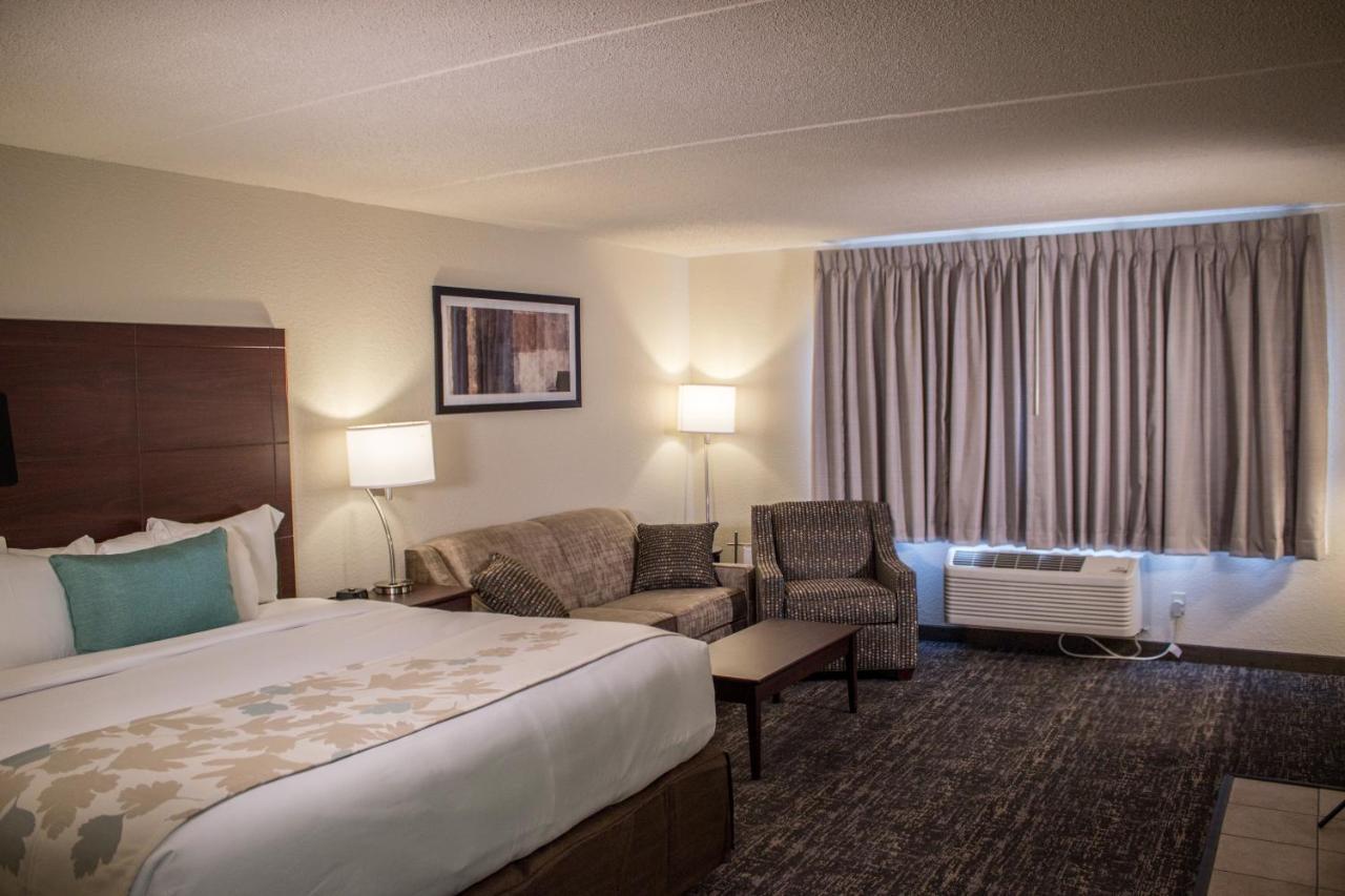 Cobblestone Suites - Oshkosh Exteriör bild