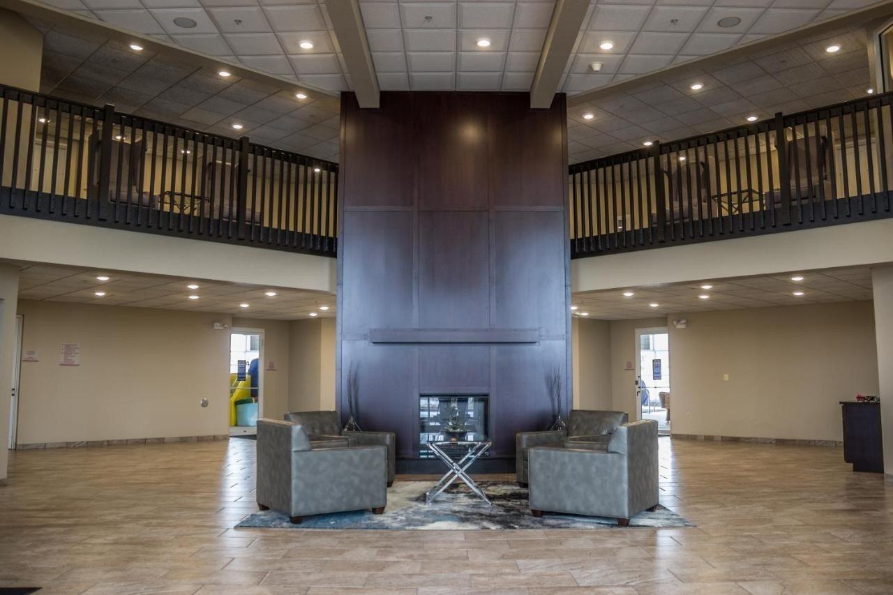 Cobblestone Suites - Oshkosh Exteriör bild